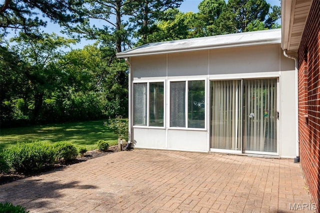 110 N 74th St, Belleville, IL 62223 - view of patio
