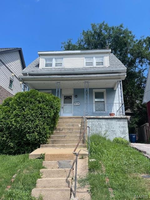 2622 Lyle Ave, Maplewood, MO 63143 - photo 1