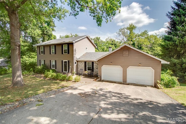 331 Whispering Oaks Dr, Bethalto, IL 62010