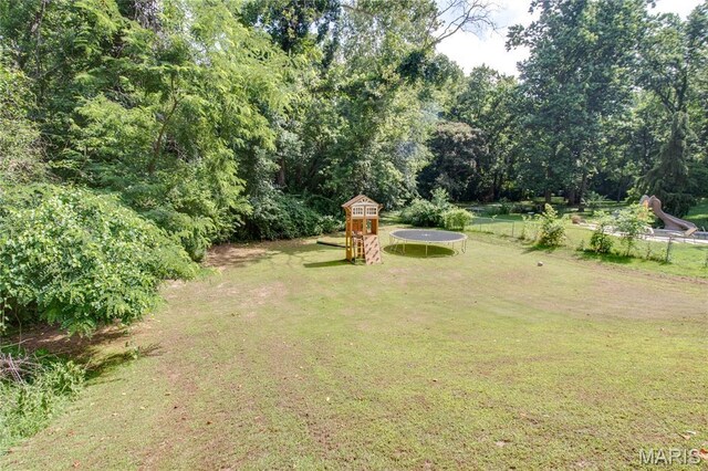 331 Whispering Oaks Dr, Bethalto, IL 62010
