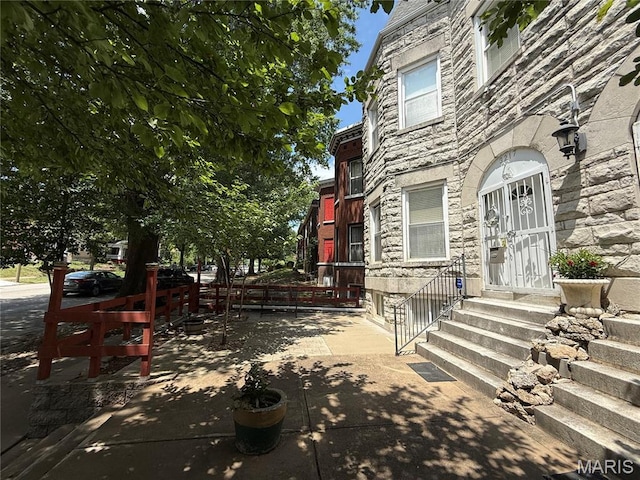 3217 Lafayette Ave, Saint Louis, MO 63104 - photo 2