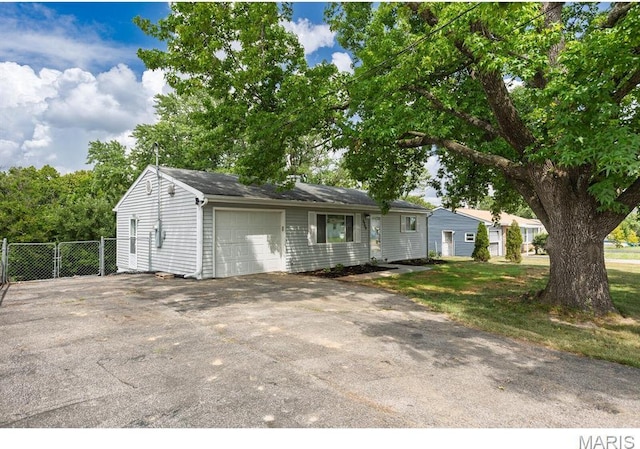 5249 Brinridge Dr, High Ridge, MO 63049