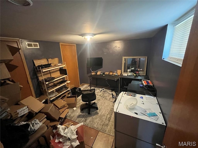 821 Center St, East Alton, IL 62024 - view of office