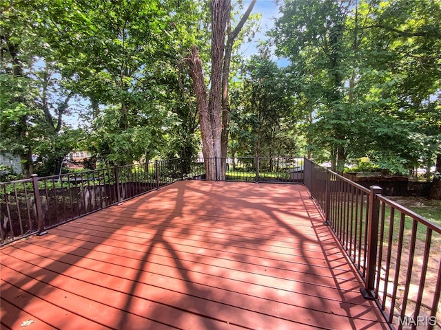 614 Conover Ln, Saint Louis, MO 63126 - view of deck
