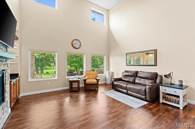 1013 Hollow Valley Ct, Caseyville, IL 62232