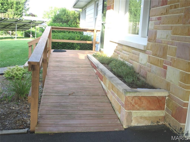 103 Paulette St, Chester, IL 62233 - view of deck