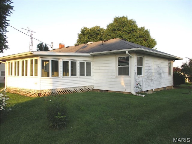 103 Paulette St, Chester, IL 62233 - rear view of property featuring a chimney and a yard