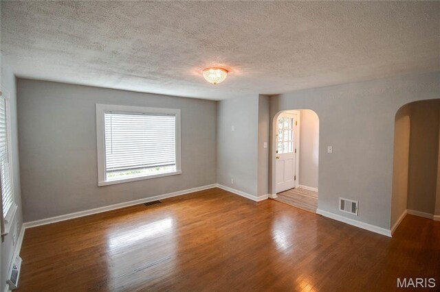 304 Fletcher St, Jerseyville, IL 62052 - photo 8