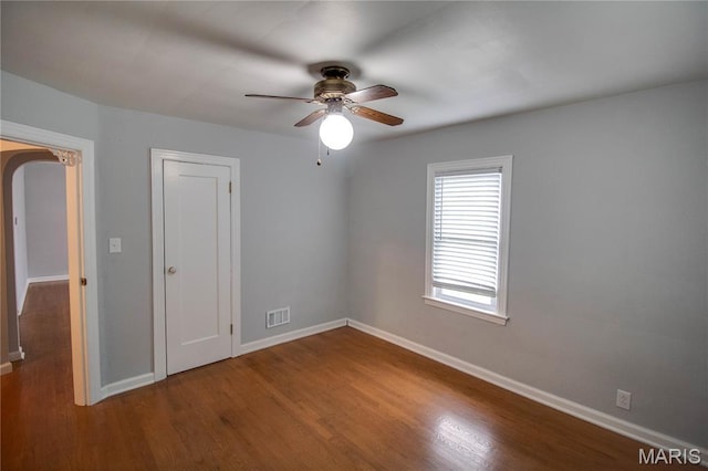 304 Fletcher St, Jerseyville, IL 62052 - photo 16