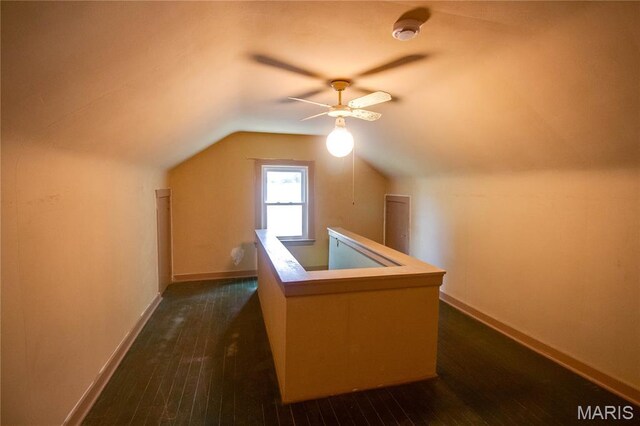 304 Fletcher St, Jerseyville, IL 62052 - photo 23