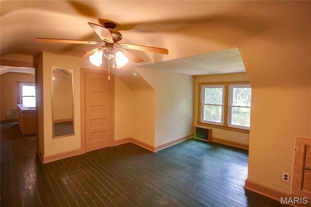 304 Fletcher St, Jerseyville, IL 62052 - photo 25