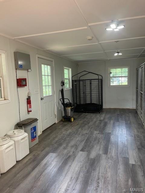 1333 Poor Farm Hollow Rd, Hardin, IL 62047 - foyer featuring dark wood finished floors