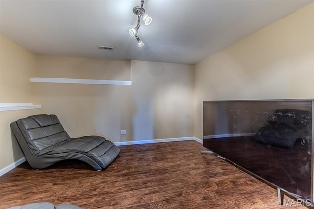143 Lyle Curtis Cir, Waynesville, MO 65583 - unfurnished room featuring wood finished floors and baseboards
