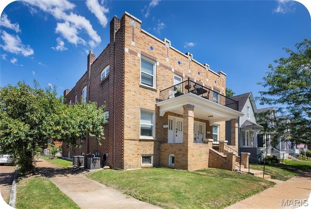 4763 Goethe Ave, Saint Louis, MO 63116 - photo 1