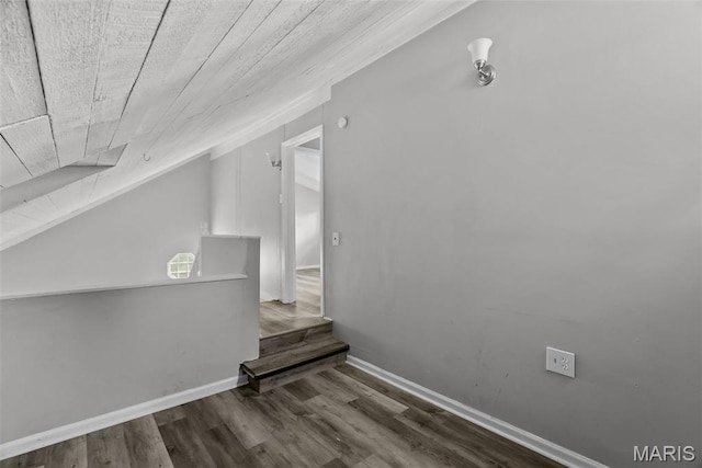 2826 Dawnview Dr, Florissant, MO 63031 - below grade area featuring wood finished floors and baseboards