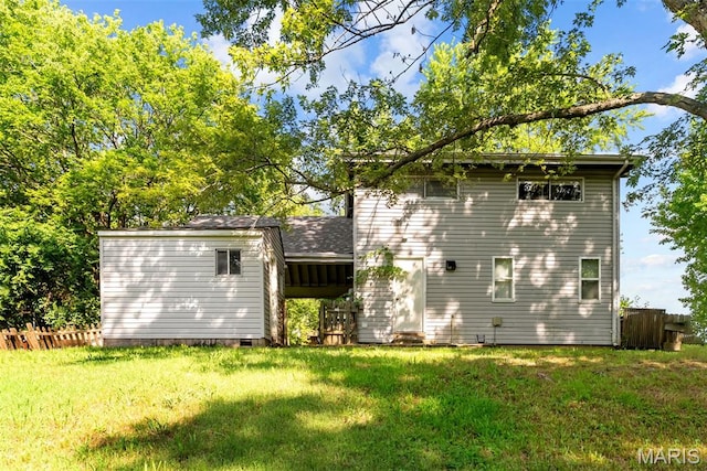2826 Dawnview Dr, Florissant, MO 63031 - rear view of house