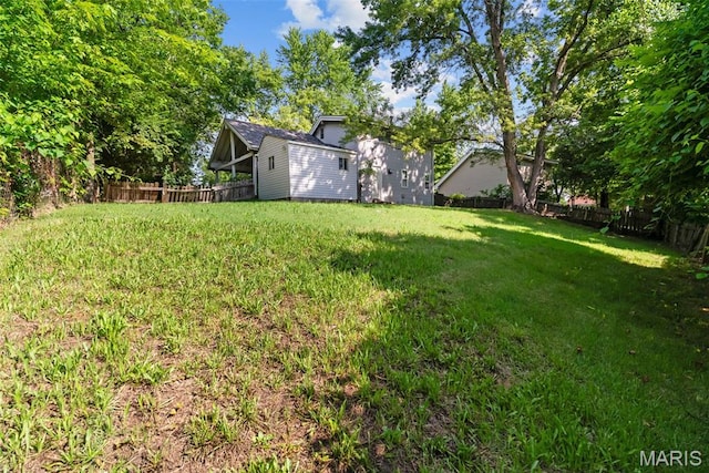 2826 Dawnview Dr, Florissant, MO 63031 - view of fenced backyard