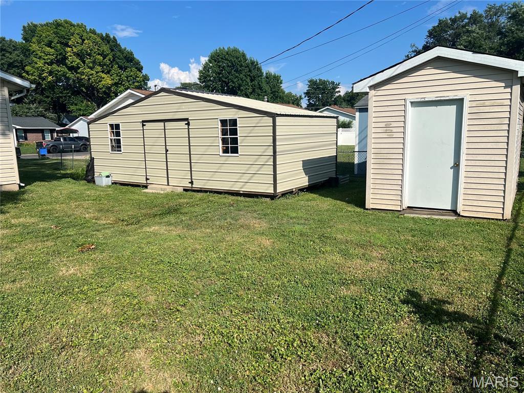 633 Florence Ave, Dupo, IL 62239