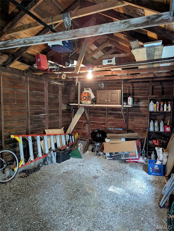 515 E S Ave, Greenville, IL 62246 - garage with wooden walls
