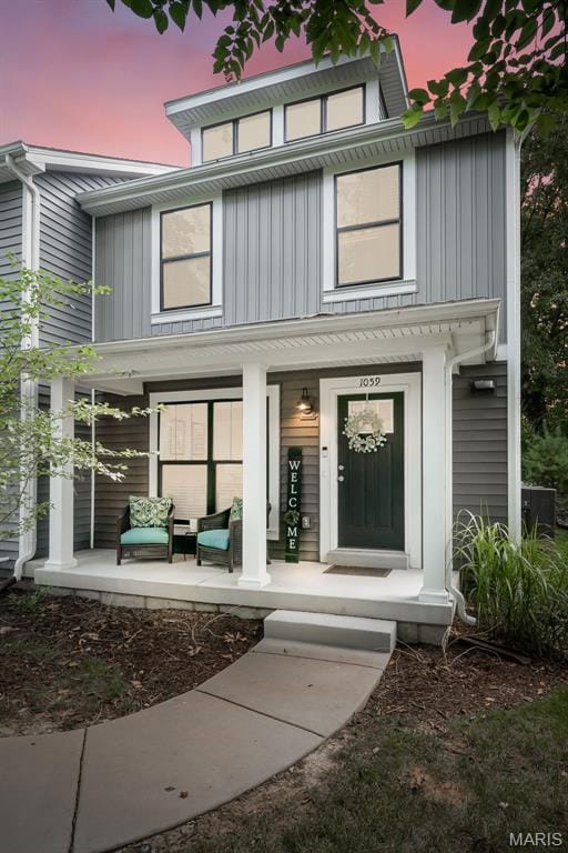 1059 Geyer Grv Unit 10, Kirkwood, MO 63122 - photo 2