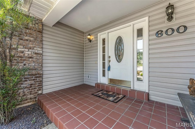 600 Emerald Meadows Ct, Saint Charles, MO 63304 - property entrance with a porch