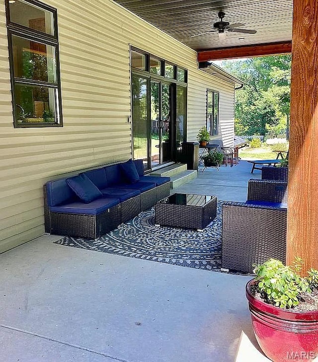 1106 Palmer Pl, Imperial, MO 63052 - view of patio / terrace featuring an outdoor living space and a ceiling fan