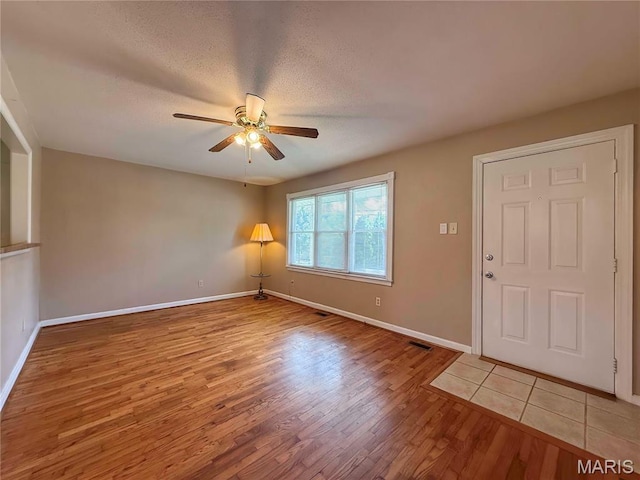9393 Elm Loop Dr, Pevely, MO 63070 - photo 2
