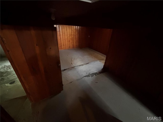 6765 Kenwood Dr, Northwoods, MO 63121 - bonus room with wood walls