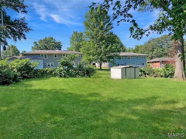 112 W Thurman St, Columbia, MO 65202 - view of green lawn with a storage unit