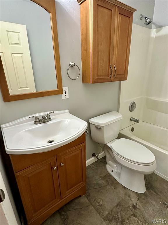 7 Oxbow Rd, Saint Peters, MO 63376 - full bathroom featuring vanity and  shower combination
