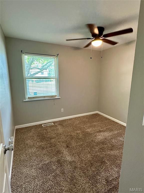 7 Oxbow Rd, Saint Peters, MO 63376 - unfurnished room with ceiling fan and carpet floors