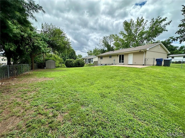 7 Oxbow Rd, Saint Peters, MO 63376 - fenced backyard with a storage shed and a patio