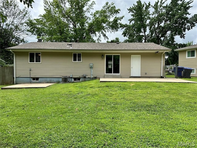 7 Oxbow Rd, Saint Peters, MO 63376 - back of property featuring a patio