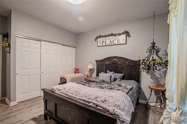 532 Fairfield Valley Rd, Pacific, MO 63069 - bedroom with wood finished floors and a closet