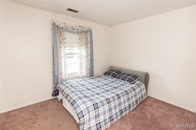 1675 Blue Ridge Dr Unit B, Lemay Township, MO 63125 - bedroom featuring carpet floors and baseboards