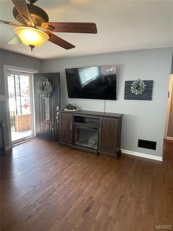 218 8th St, Wood River, IL 62095 - photo 4