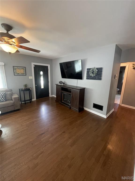 218 8th St, Wood River, IL 62095 - photo 5