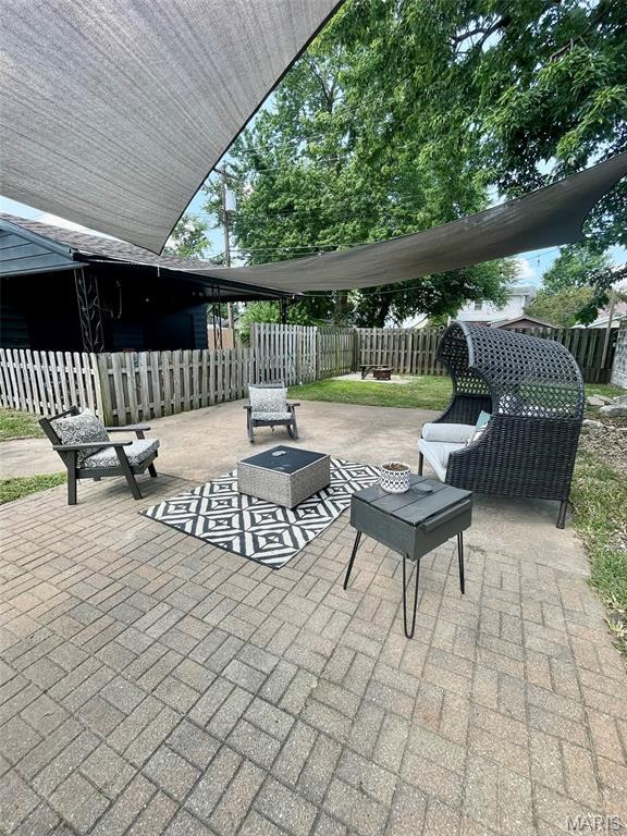 218 8th St, Wood River, IL 62095 - photo 27