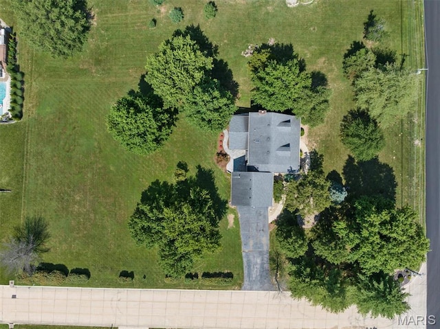 4618 Levis Ln, Godfrey, IL 62035