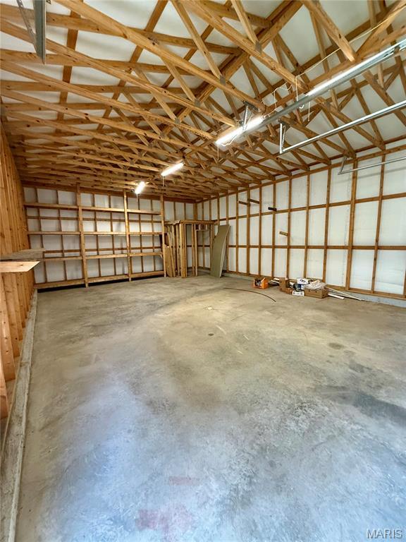 504 Wolfe St, Potosi, MO 63664 - view of garage