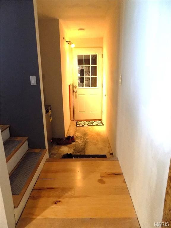 14875 County Road 2310, St James, MO 65559 - hall with stairway