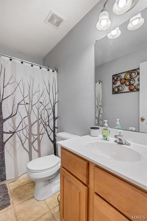 25 Saint Kathleen Ct, Troy, MO 63379 - full bath featuring vanity, tile patterned flooring, and curtained shower