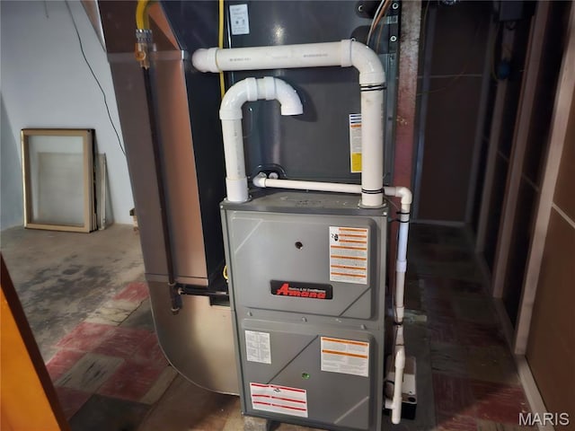 202 Harris, Steeleville, IL 62288 - utility room featuring heating unit