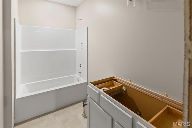 3131 Ashley Dr, Glen Carbon, IL 62034 - view of full bath