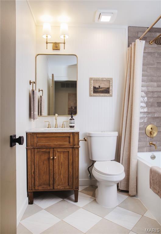 10 Marcus Dr, Saint Peters, MO 63376 - full bath featuring vanity and shower / bath combination with curtain