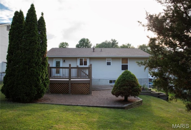 10 Marcus Dr, Saint Peters, MO 63376 - rear view of house with a deck and a lawn