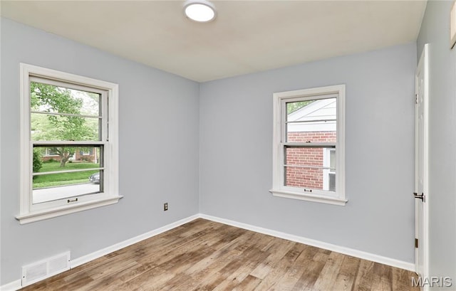 9426 Theodosia Ave, Overland, MO 63114 - photo 17