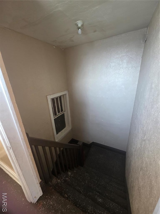 3421 Belt Ave, Saint Louis, MO 63120 - view of stairs