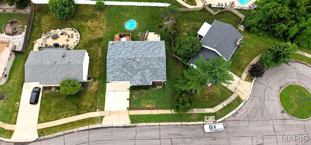 5661 Chalet Hill Dr, Saint Louis, MO 63129 - photo 32
