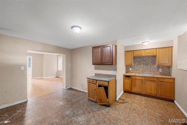 3931 Pennsylvania Ave, Saint Louis, MO 63118 - photo 16